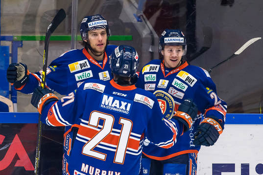 Växjös Eric Martinsson jublar