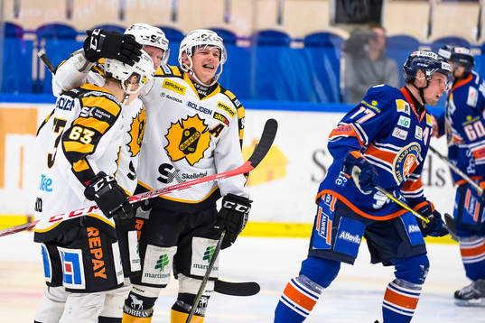 Skellefteås Patrik Zackrisson jublar
