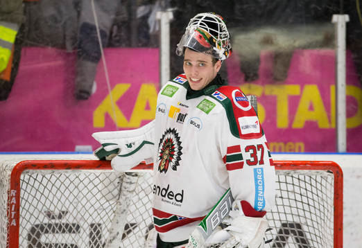Frölundas målvakt Johan Gustafsson med mask i pannan