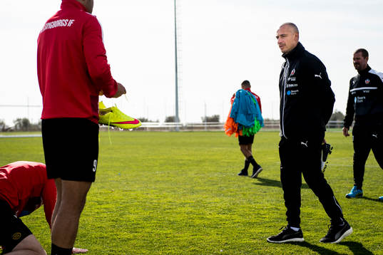 Manager Henrik Larsson