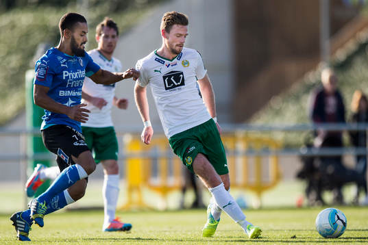 Halmstads Junes Barny och Hammarbys Arnor Smarason