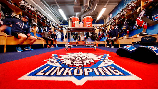 Linköpings omklädningsrum före ishockeymatchen i SHL