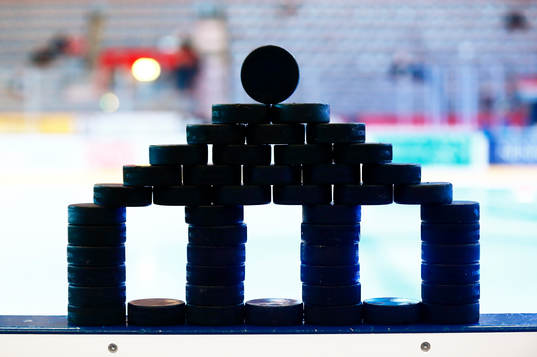Puckar i SAAB Arena