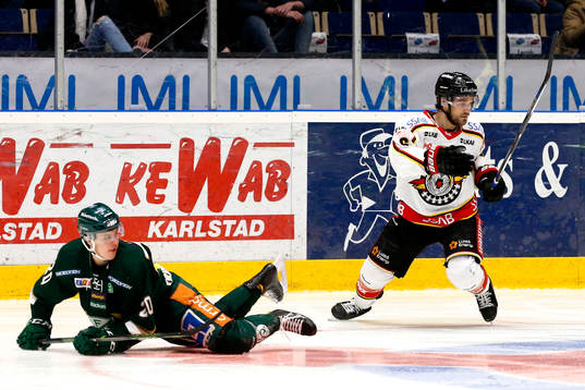 Färjestads Joel Eriksson Ek och Luleås Craig Schira