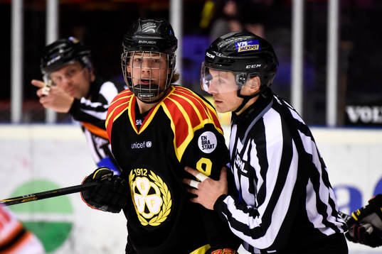 Brynäs Jesper Boqvist blir utvisad
