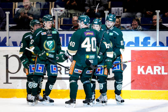 Färjestads Joel Eriksson Ek jublar