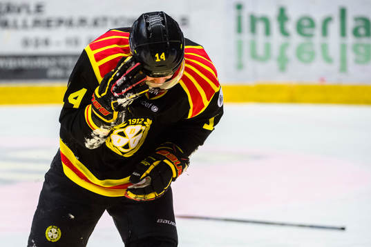 Brynäs Johan Alcén har ont