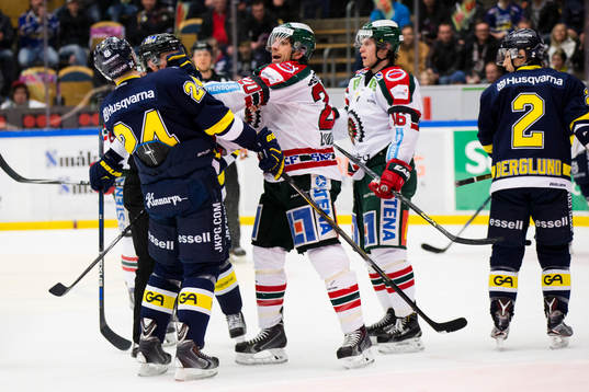 s HV71:s Erik Christensen