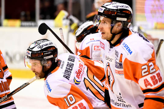Karlskronas Mattias Guter jublar