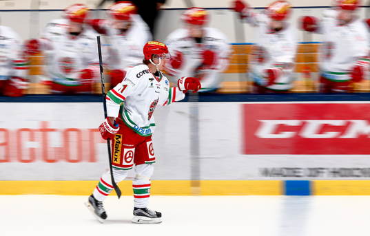 s Victor Olofsson