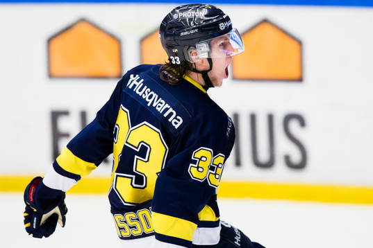 s Niklas Hansson jublar