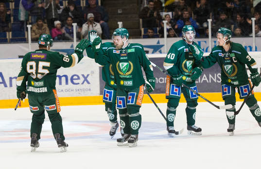 Färjestads Travis Turnbull jublar