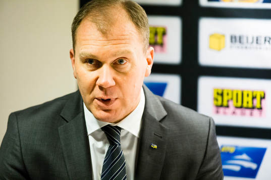 s tränare Johan Lindbom