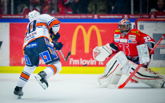 Växjös Erik Josefsson gör 2-2
