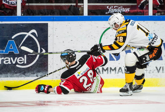 Malmö Redhawks Jens Olsson mot Pontus Petterström