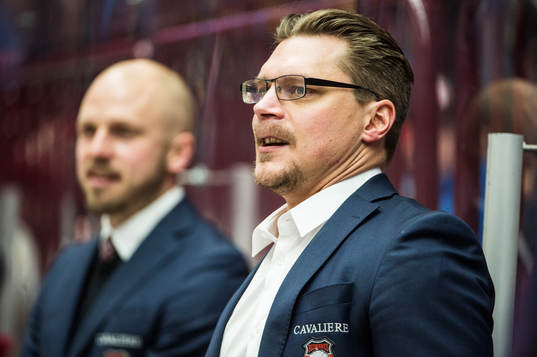 Malmö Redhawks assisterande tränare Andreas Hadelöv och
