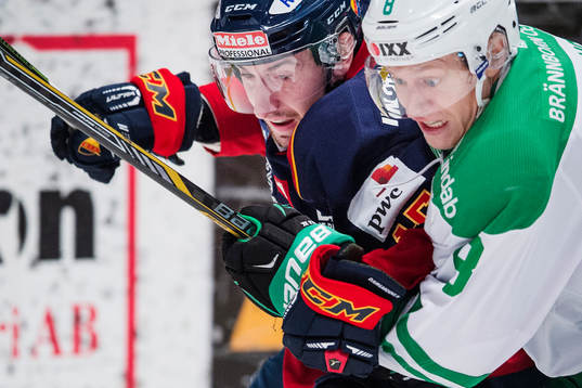 Djurgårdens Albin Lundin och Rögles Jesper Williamsson