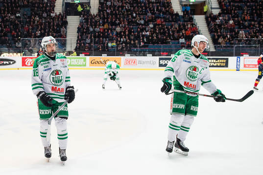 Rögles Timothy Liljegren och Christopher Liljewall deppar