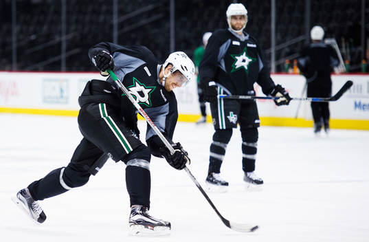 Bläddra bland fler bilder av Ishockey, NHL, värmning Dallas Stars