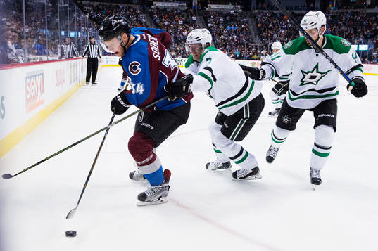 Colorados Carl Söderberg utmanas av Dallas John Klingberg