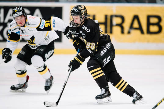 s Jesper Bratt