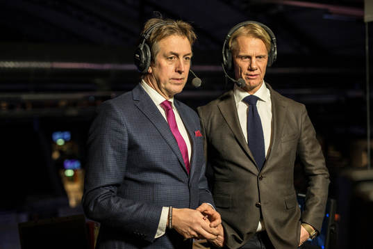 Cmores expertkommentatorer Åke Unger och Niklas Wikegård