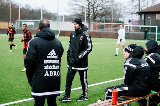 Brommapojkarnas tränare Olof Mellberg