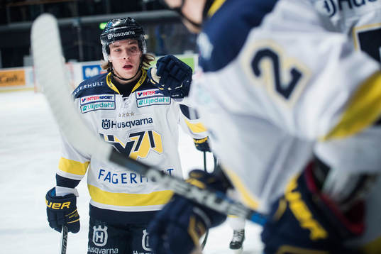 s Filip Sandberg jublar
