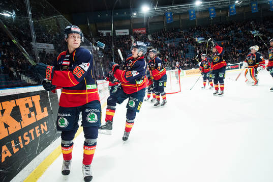Djurgårdens Marcus Sörensen och Markus Ljungh jublar