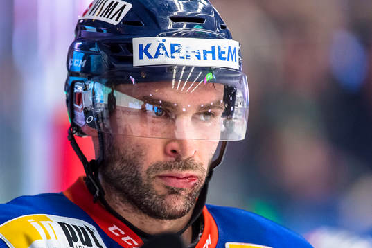 Växjös Josh Hennessy med fläskläpp