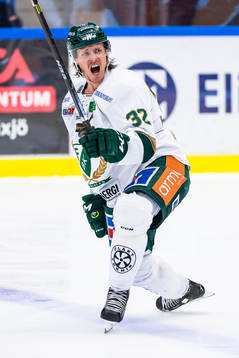 Färjestads Magnus Nygren jublar