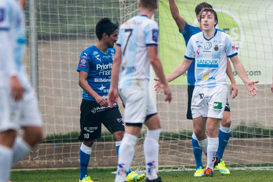 Gefles Johan Oremo gör 0-1 men målet döms bort