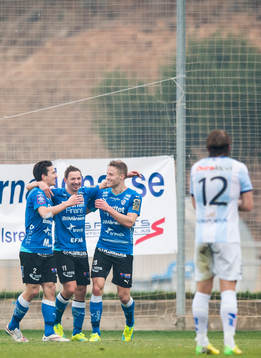 Halmstads Adnan Kojic (tv) och Alexander Ruud (th) jublar