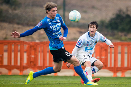 Gefles Simon Skrabb och Halmstads Alexander Berntsson