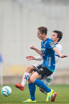 Gefles Simon Skrabb och Halmstads Andreas Bengtsson