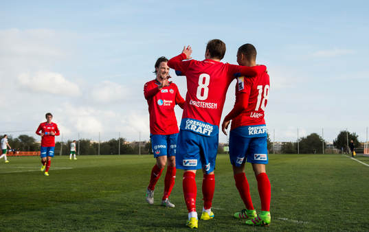Helsingborgs Linus Hallenius och Martin Christensen jublar