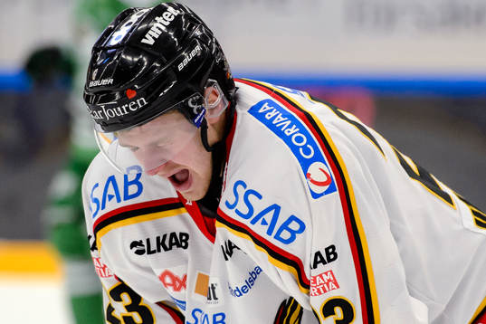 Luleås Lucas Wallmark har ont