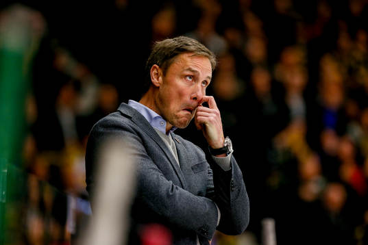 Frölundas tränare Roger Rönnberg deppar