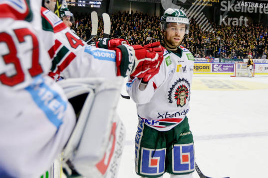 Frölundas Spencer Abbott  jublar