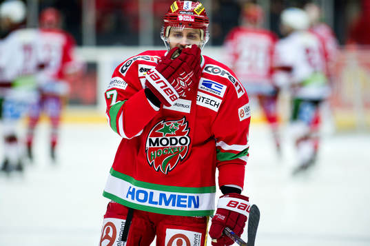 Modos Patrick Dwyer