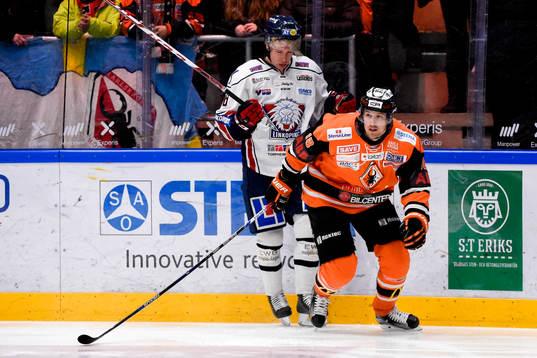 Bläddra bland fler bilder av Ishockey, SHL, Karlskrona - Linköping