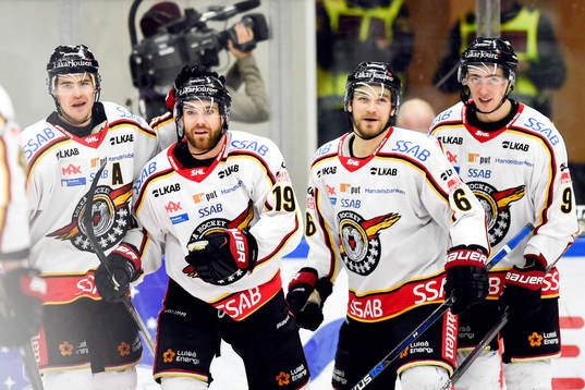 Luleås Jacob Lagace jublar