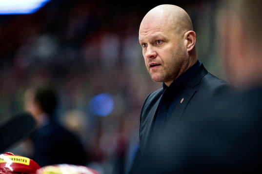 Modos tränare Andreas Johansson