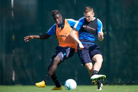 Malmö FFs Pa Konate och Piotr Johansson