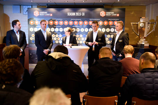 Frölundas Joel Lundqvist, tränare Roger Rönnberg,