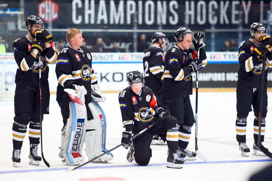 Deppande Kärpät spelare