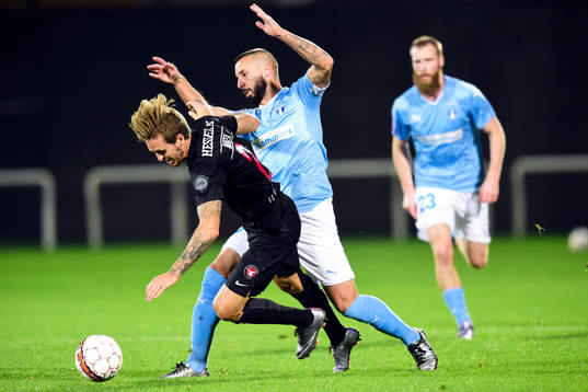 Midtjyllands Kian Hansen och Malmö FFs Guillermo Molins