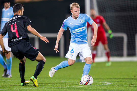 Midtjyllands Harmeet Sing och Malmö FFs Oscar Lewicki