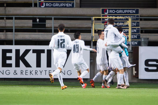 Real Madrids spelare jublar