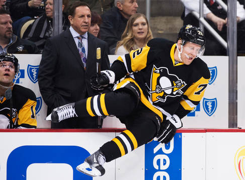 Pittsburghs Patric Hörnqvist hoppar ut på isen